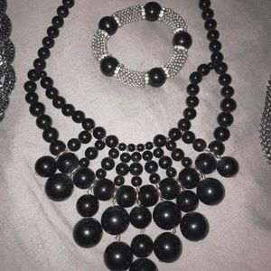 Express *FINAL PRICE* Necklace Bracelet together